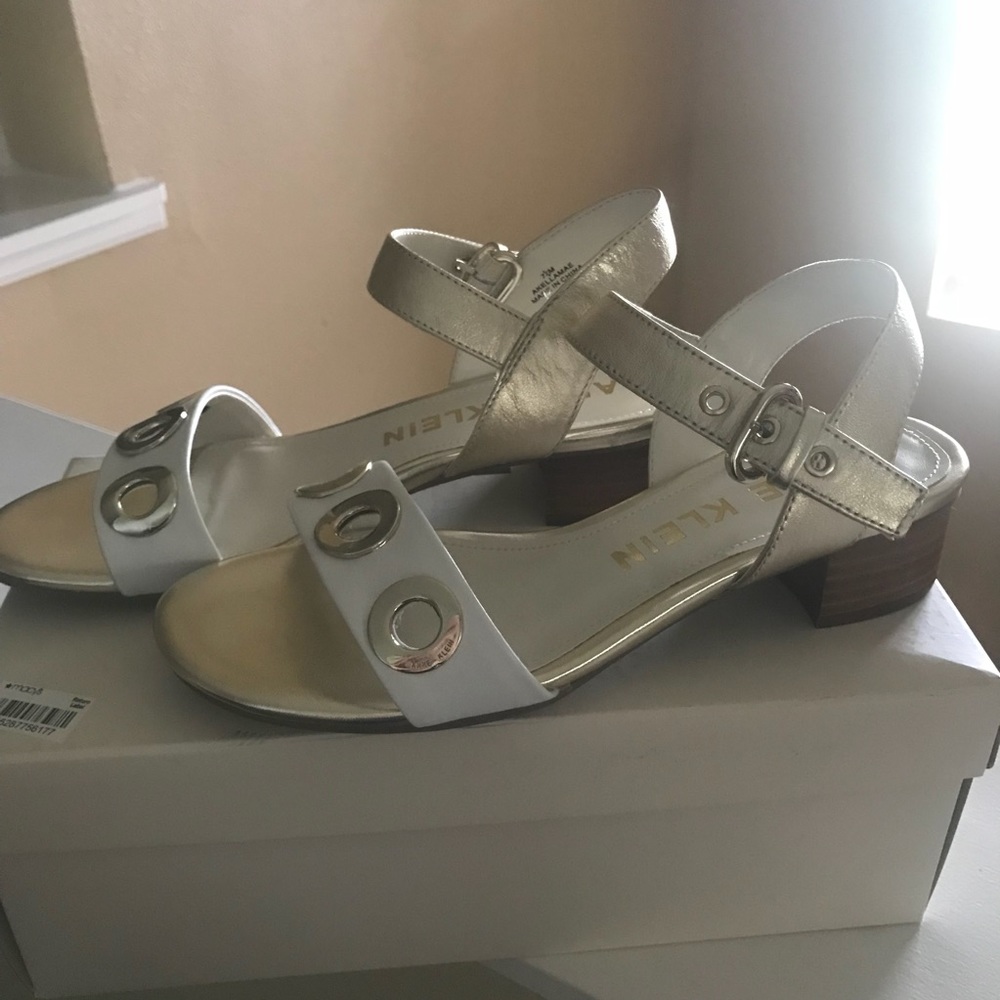 Block heels - new with box, never worn, leather